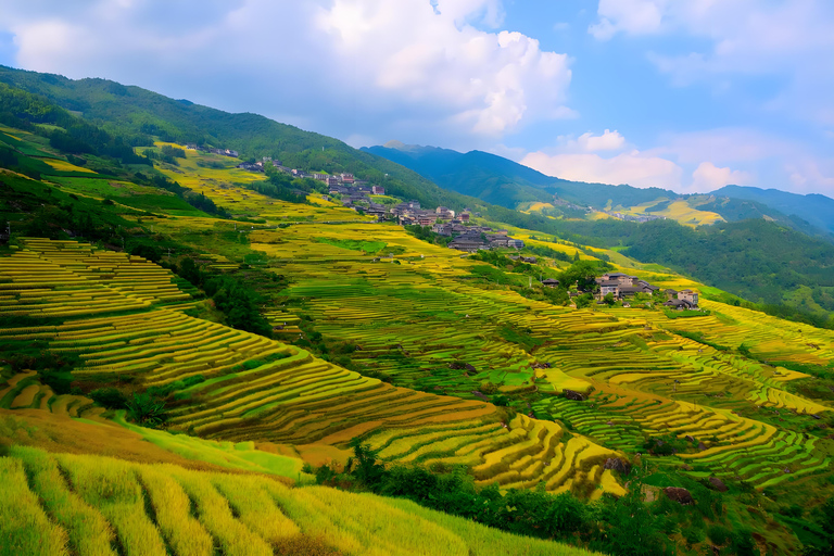 Guilin: Longji Rice Terraces & Ethnic Villages Tour