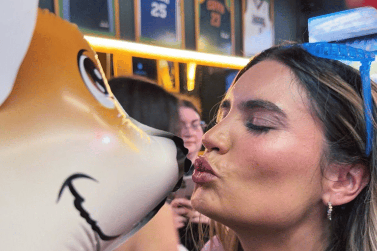 Porto: Crazy PubCrawl, 9 Drinks, Free Shots, Wild Games +VIP