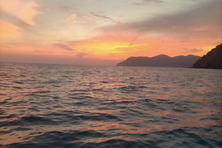 Vernazza: morning tour-afternoon-sunset aperitiv cruise tour 2-Hour Tour
