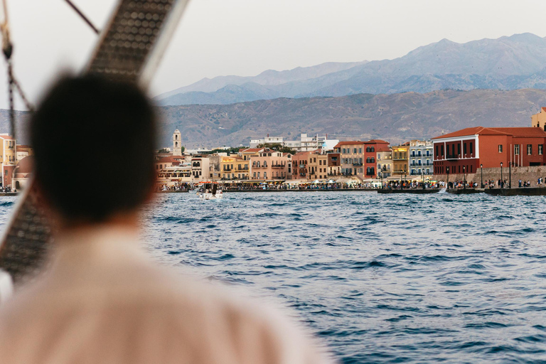 Chania: Sunset Boat Cruise with Guide