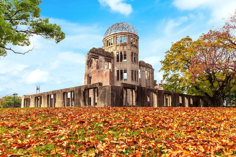 Private Tour of Hiroshima Peace Park & Miyajima Island