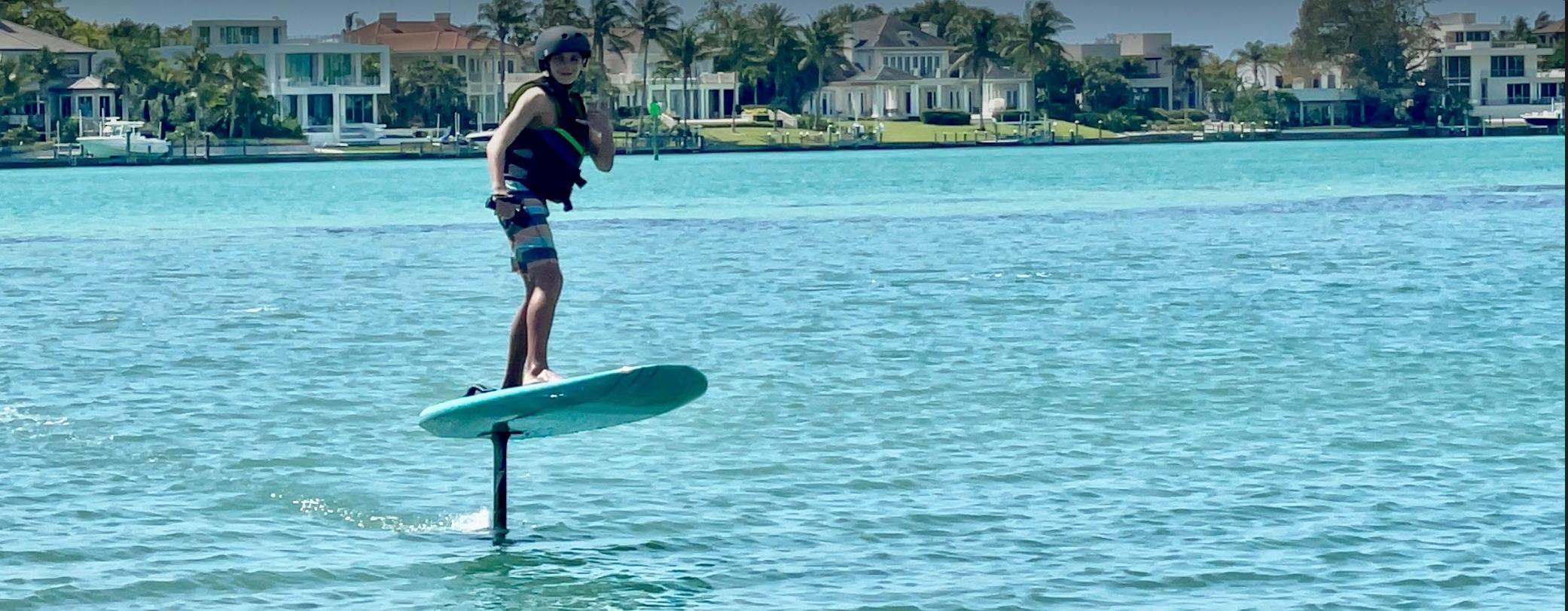 Fliege über Wasser, eFoil Abenteuer in Sarasota