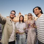Budapest: crociera Lotus con bevande premium illimitate