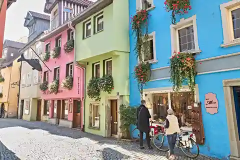 Esplora 4 paesi: Liechtenstein, Austria, Svizzera e Germania