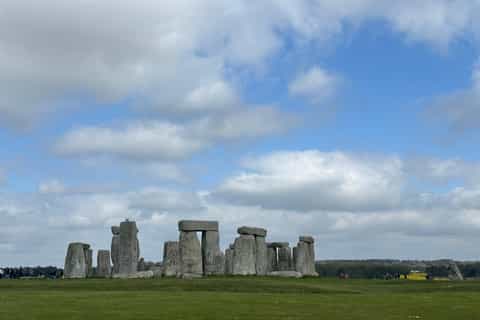 Silbury Hill, Wiltshire - Book Tickets & Tours | GetYourGuide