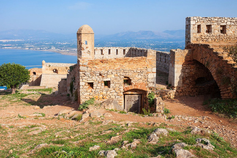 Depuis Athènes : excursion privée d'une journée sur le canal de Corinthe et Nauplie