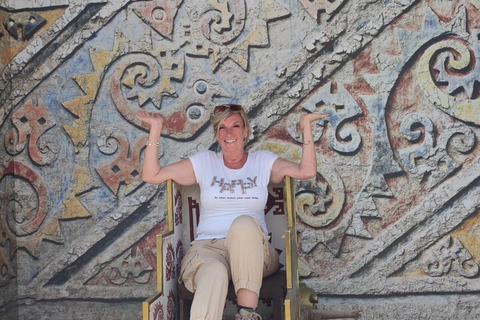 Trujillo: El Brujo & Huanchaco Tour with Lunch
