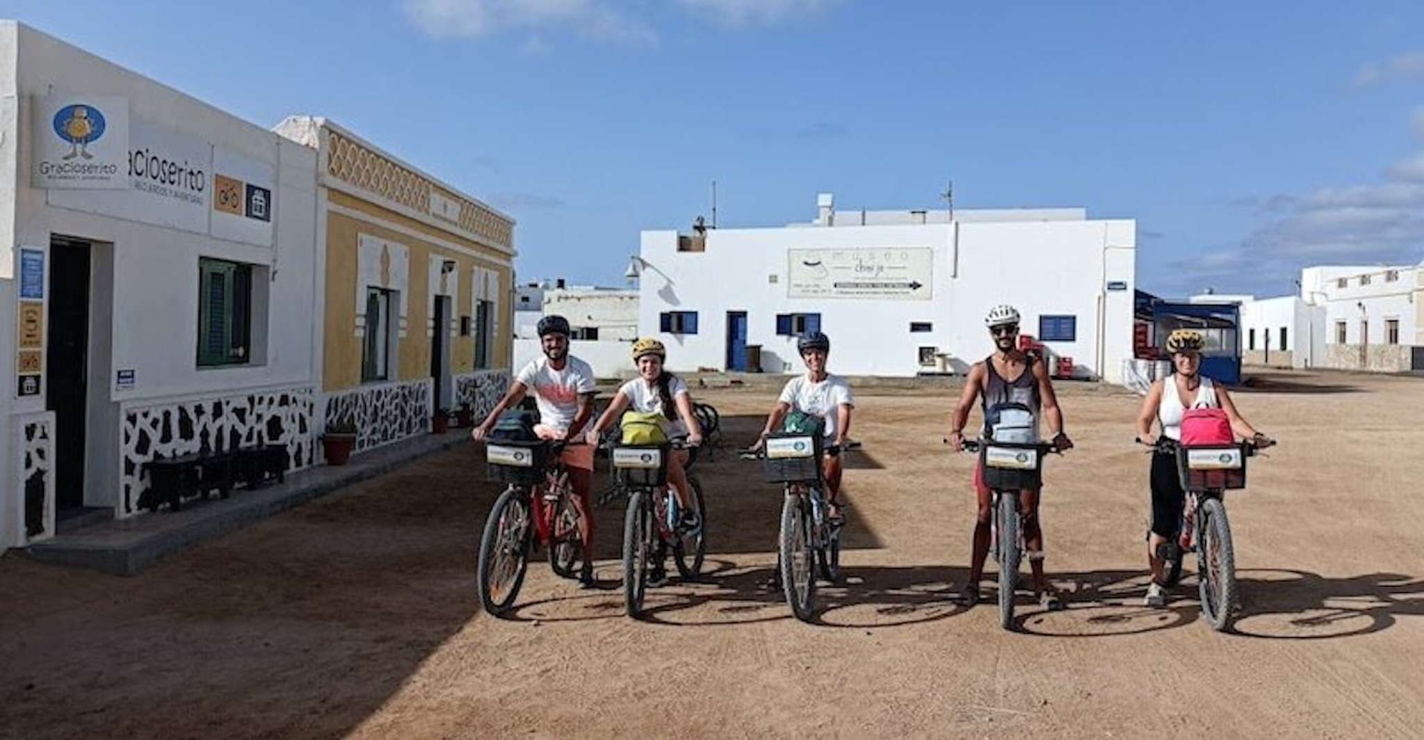 Bike Rental La Graciosa - Housity