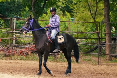 Doświadczenie jeździeckie Strode Marwari: stadnina koni + jazda konna