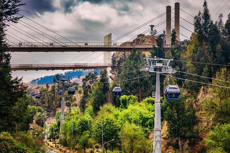 لاباز: جولة في التاريخ السياسي مع تلفريك ومتحفلا باز: جولة في التاريخ السياسي مع تلفريك ومتحف