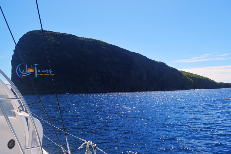 Mauritius: Flat Island Catamaran & Exclusive Beach BBQ