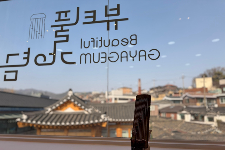 Seoul: Mini Gayageum Workshop with Bukchon Views Premium : DIY Mini Gayageum + Authentic Master Lesson