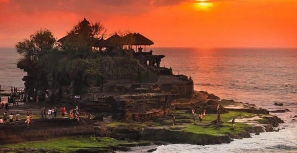 Bali: Ubud, Jatiluwih, & Tanah Lot 2-Day Guided Tour