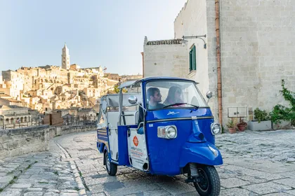 SASSI DI MATERA: Geführte Tour mit Ape Calessino SASSI DI MATERA: Geführte Tour mit Ape Calessino