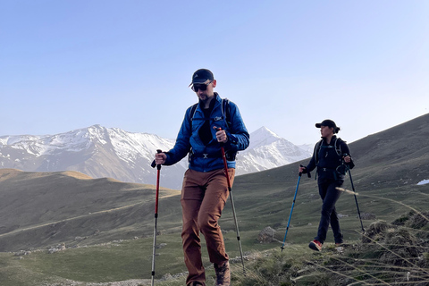 3 day trekking between mountain villages Khinaliq - Qriz Baku: 3 day trekking aroud mountain villages Guba - Khinalig