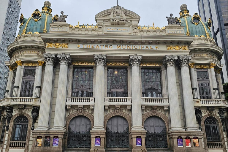 BEST LOCAL FRIEND FOREVER - Customized Tour with a Carioca