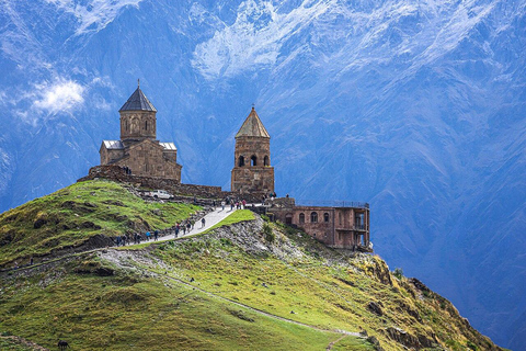 From Tbilisi: Private tour kazbegi zhinvali ananuri Gergeti