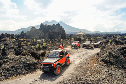 Mount Batur: Sunrise Jeep Tour &amp; Natural Hot SpringPrivat tur med transfer