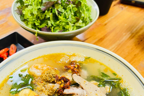 Private Hai Phong Street Food Tour from Hanoi by Train
