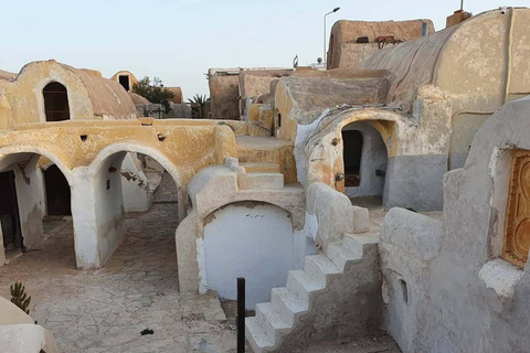 Full Day From Djerba: Ksar Ghilane Oasis & Star Wars Site by JEEP Day Trip from Djerba: Ksar Ghilane Oasis & Star Wars Site by JEEP
