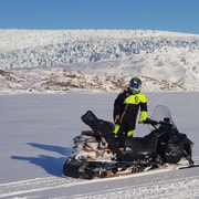 Longyearbyen : motoneige, photographie et nature en petit groupe