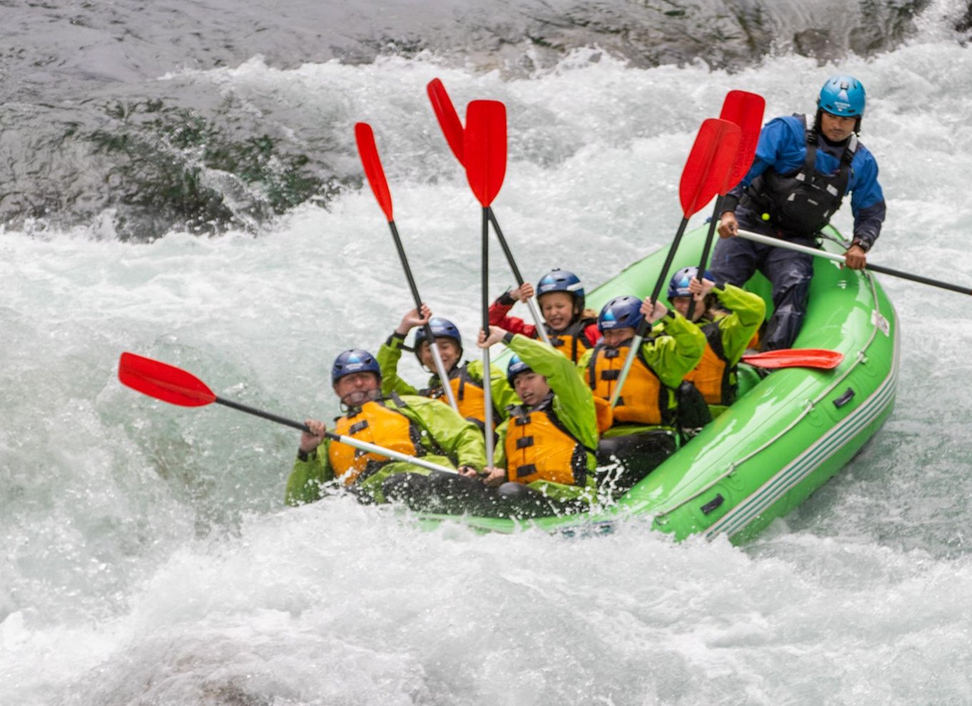 Voss: Spændende guidet whitewater-raftingtur