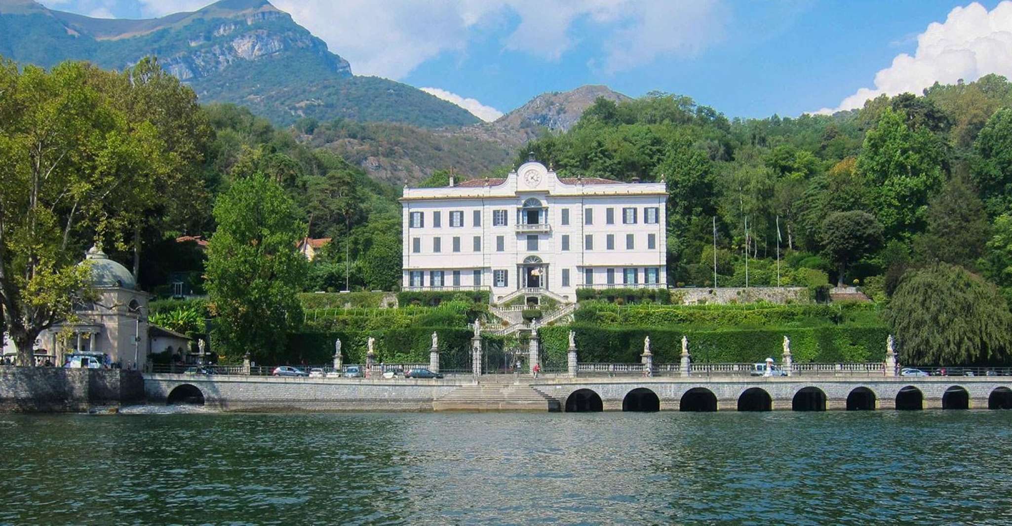 50-minute Shared Boat Tour from Varenna - Housity