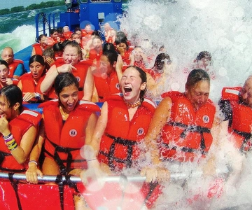Montreal: Jet Boating on the Lachine Rapids