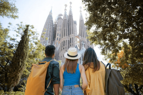 Barcelona: Sagrada Familia Private Guided Tour