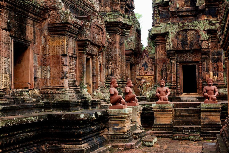 Bantey Srei, Kbal Spean en Landmijnmuseum Privé Tuk-Tuk