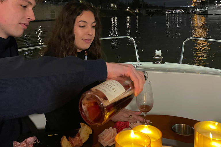 Unique Cruise on the Canal Saint-Martin and the Seine