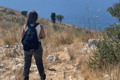 SORRENTO AMALFI COAST: TREKKING AND OVERNIGHT IN NERANO BAY BAY OF NERANO: hiking guide trekking and overnight in Nerano