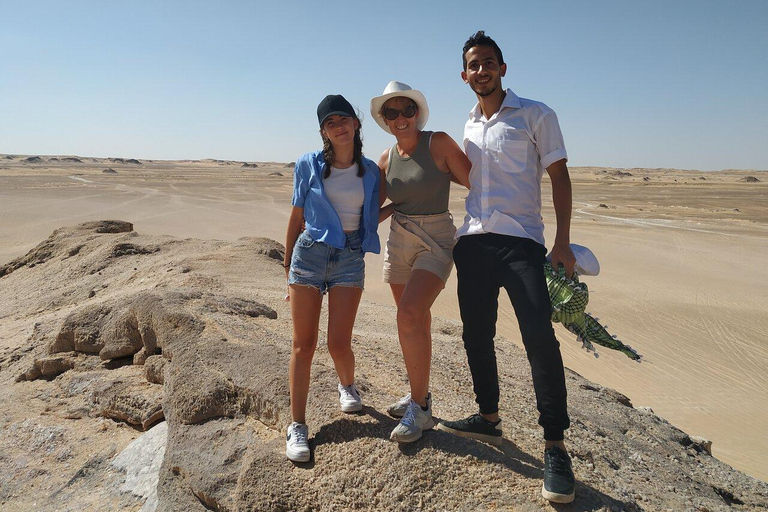 Caïro: dagtrip met woestijn en Bahariya Oasis met maaltijden