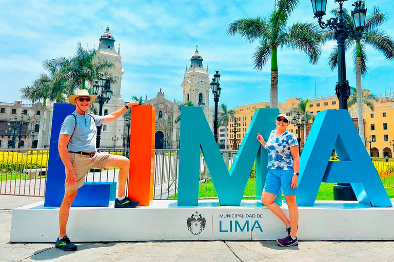 Lima´s coolaste stadsdelar: Stadsvandring + Lunch + Barranco-turMed upphämtning och avlämning på flygplatsen