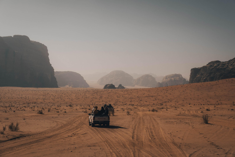 Wadi Rum, Jordanien: 4x4 ökenrundtur med matlagningskurs för beduiner