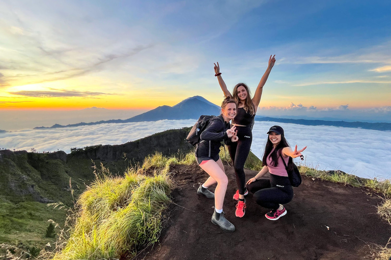 Bali: Mount Batur Sunrise Hike with Breakfast & Pickup Meeting Point (No Hotel Transfer) & Include Breakfast