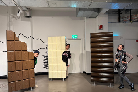 Bern: Gruyere Region Tour with Fondue, Chocolate & Spa