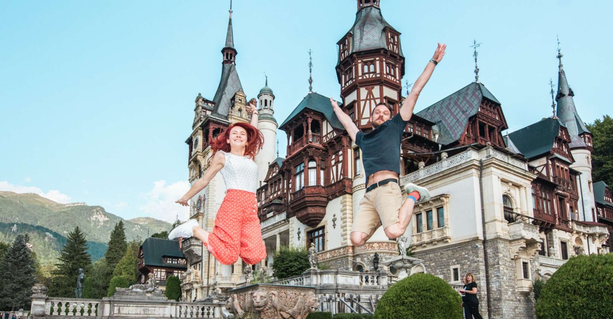 Bucharest, Dracula's Castle, Peleș Castle & Brașov Day Trip - Housity