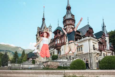 Bucharest: Dracula's Castle, Peleș Castle & Brașov Day Trip