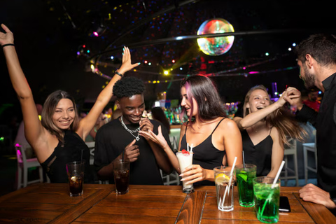 L&#039;Aia: giro dei pub con bevande gratuite e ingressoL&#039;Aia: giro dei pub con drink e ingressi gratis