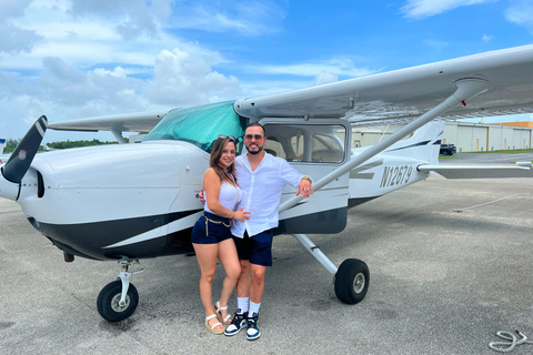 Miami: Coastal Private Airplane Scenic Flight with drinks Miami: Coastal Private Airplane Scenic Flight