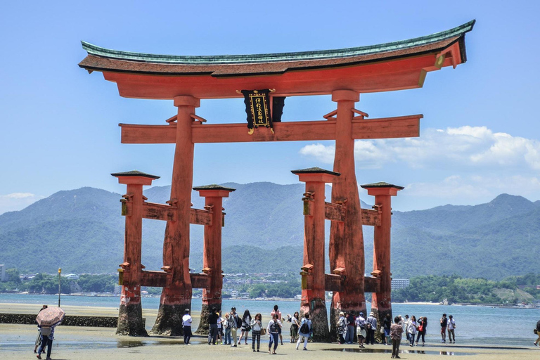 Hiroshima: Miyajima Island Spiritual & Scenic Walking Tour A Lovers : Romantic Walk Through Miyajima’s Sacred Beauty