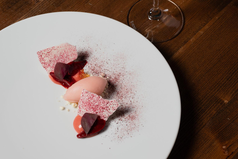 Berlin: Wegańska kolacja sylwestrowa Michelin w BonvivantBerlin: Wegańska kolacja sylwestrowa z przewodnikiem Michelin w restauracji Bonvivant