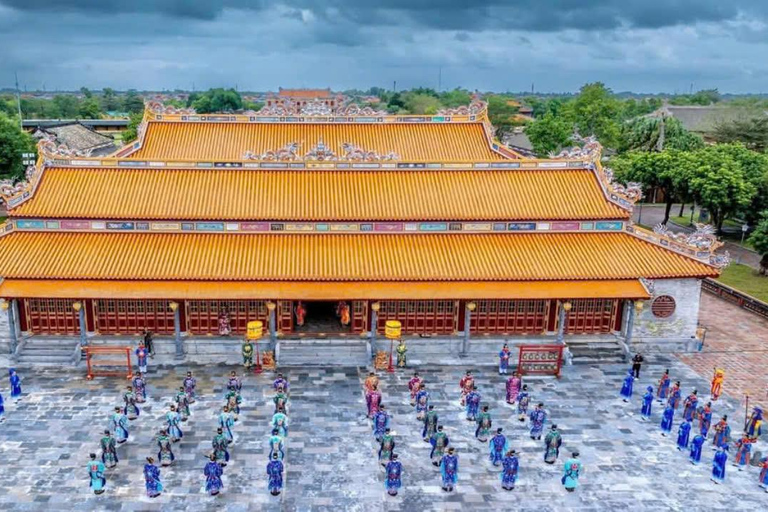 FR Hue: Hue Stadstour met hoogtepunten tour en lokale gids