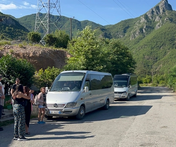 Scutari: Trasferimenti a Valbona/Theth/Fiume di Shala. Entrambi i percorsi.