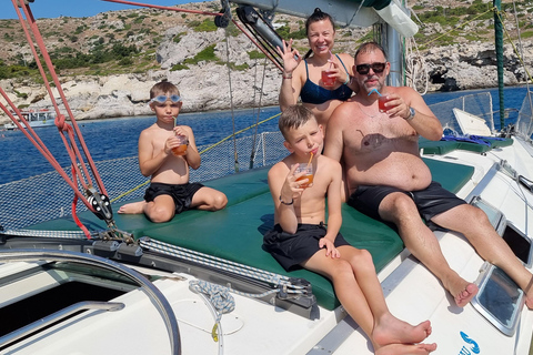 Rhodes Private Luxury Day Cruise Lunch, Coctails, Champagne