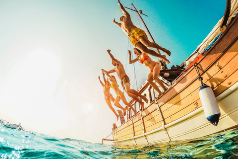 Amalfikust: boot- en snorkeltocht met een kapiteinAmalfikust: boot- en snorkeltocht in kleine groep