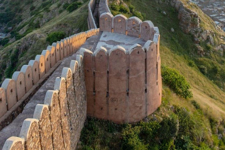 Jaipur private guided tour by vintage Luxury car