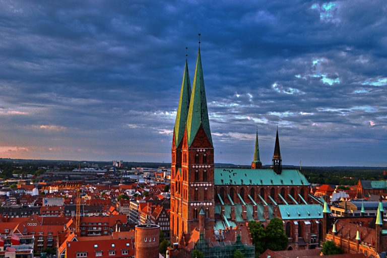 Lübeck: City Exploration Game and Tour