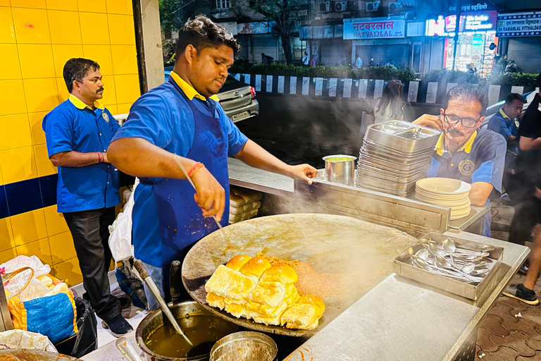 Mumbai: Street Food Tasting TourGroup street food tour (without pickup and drop)